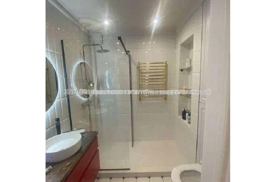 Продам квартиру, Борткевича ул. , 1  ком., 38 м², капитальный ремонт 