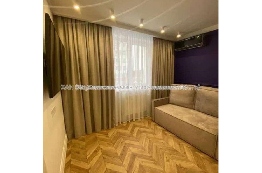 Продам квартиру, Борткевича ул. , 1  ком., 38 м², капитальный ремонт 