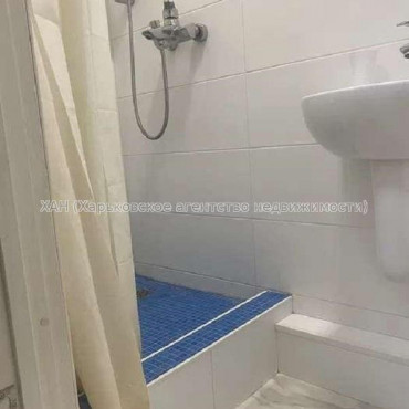 Продам квартиру, Черновицкая ул. , 1  ком., 19 м², капитальный ремонт 