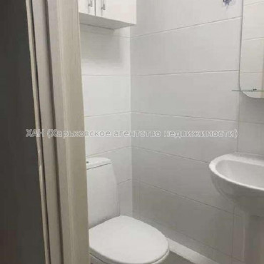 Продам квартиру, Черновицкая ул. , 1  ком., 19 м², капитальный ремонт 