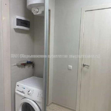 Продам квартиру, Черновицкая ул. , 1  ком., 19 м², капитальный ремонт 