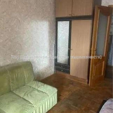Продам квартиру, Шатиловская ул. , 3  ком., 70 м², косметический ремонт 