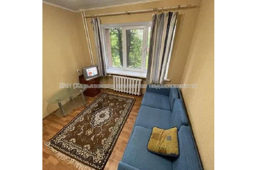 Продам квартиру, Шекспира пер. , 1  ком., 10 м², косметический ремонт 