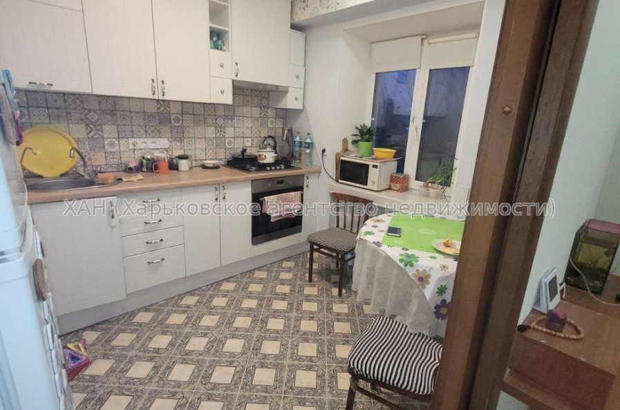 Продам квартиру, 12 Апреля ул. , 2 кім., 45 м², евроремонт 