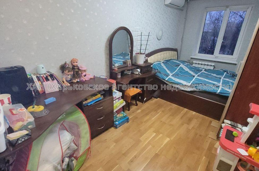 Продам квартиру, 12 Апреля ул. , 2 кім., 45 м², евроремонт 