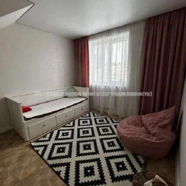 Продам квартиру, Пискуновский пер. , 4  ком., 122 м², авторский дизайн 