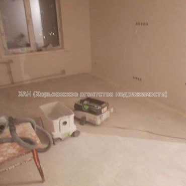 Продам квартиру, Валентиновская ул. , 3  ком., 65 м², без отделочных работ 