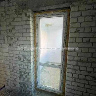 Продам квартиру, Шевченко ул. , 1  ком., 40 м², без внутренних работ 