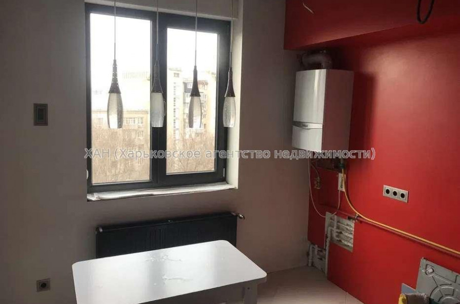 Продам квартиру, Героев Небесной сотни площ. , 3 кім., 115 м², евроремонт 