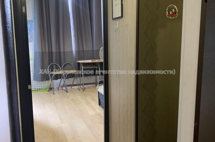 Продам квартиру, Героев Харькова просп. , 1  ком., 28 м², капитальный ремонт 