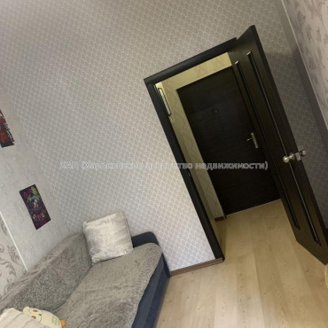 Продам квартиру, Героев Харькова просп. , 1 кім., 28 м², капитальный ремонт 