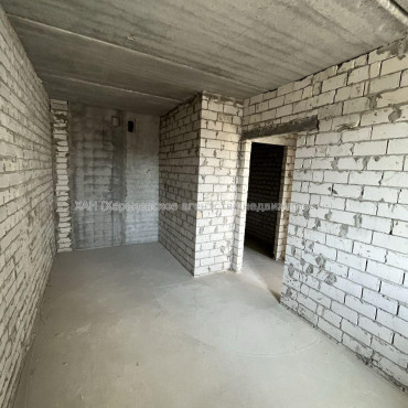 Продам квартиру, Шевченко ул. , 1  ком., 40 м², без внутренних работ 
