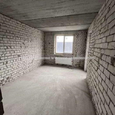 Продам квартиру, Шевченко ул. , 1  ком., 40 м², без внутренних работ 
