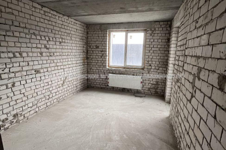 Продам квартиру, Шевченко ул. , 1  ком., 40 м², без внутренних работ 