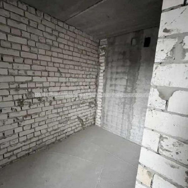 Продам квартиру, Шевченко ул. , 1  ком., 40 м², без внутренних работ 