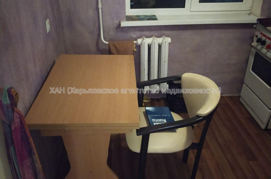 Продам квартиру, Каденюка ул. , 2  ком., 44 м², капитальный ремонт 