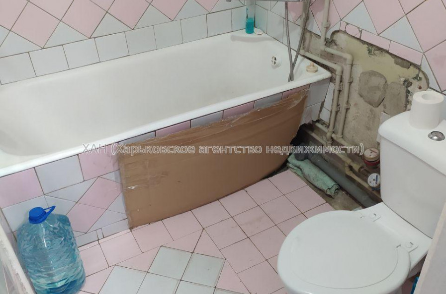 Продам квартиру, Каденюка ул. , 2  ком., 44 м², капитальный ремонт 