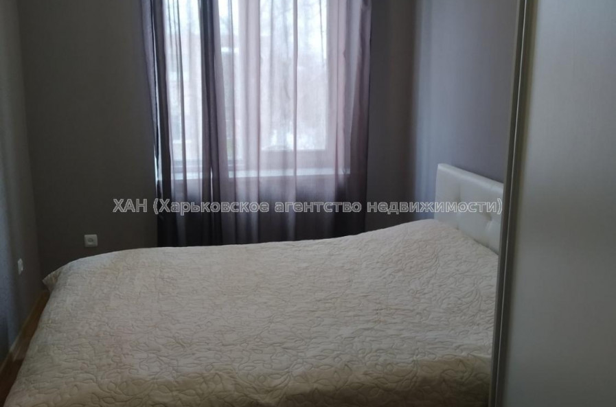 Продам квартиру, Каденюка ул. , 2  ком., 44 м², капитальный ремонт 