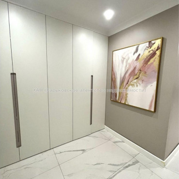 Продам квартиру, Малиновская ул. , 2 кім., 76 м², евроремонт 