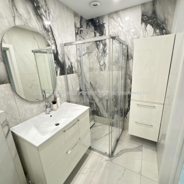 Продам квартиру, Малиновская ул. , 2 кім., 76 м², евроремонт 