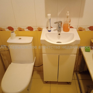 Продам квартиру, Чернышевская ул. , 3 кім., 73.80 м², косметический ремонт 