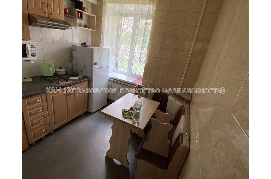 Продам квартиру, Малиновского ул. , 2  ком., 45 м², косметический ремонт 