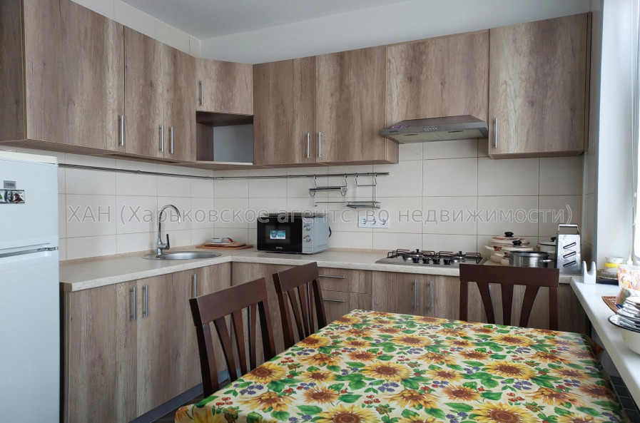 Продам квартиру, Матросова Александра ул. , 1 кім., 34 м², косметический ремонт 