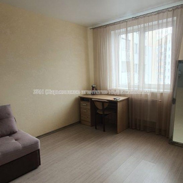 Продам квартиру, Льва Ландау просп. , 1 кім., 42 м², евроремонт 