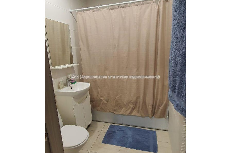 Продам квартиру, Льва Ландау просп. , 1 кім., 42 м², евроремонт 