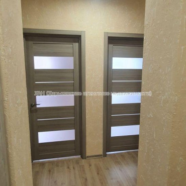 Продам квартиру, Льва Ландау просп. , 1 кім., 42 м², евроремонт 