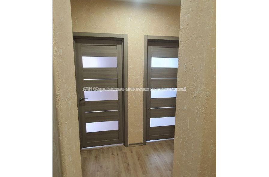 Продам квартиру, Льва Ландау просп. , 1 кім., 42 м², евроремонт 