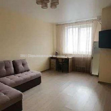 Продам квартиру, Льва Ландау просп. , 1 кім., 42 м², евроремонт 