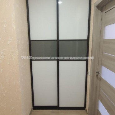 Продам квартиру, Льва Ландау просп. , 1 кім., 42 м², евроремонт 