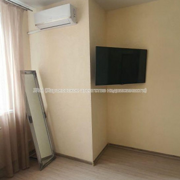 Продам квартиру, Льва Ландау просп. , 1 кім., 42 м², евроремонт 