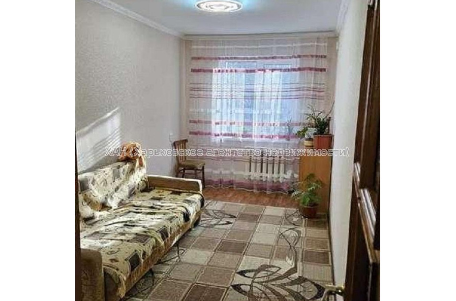 Продам квартиру, Светлая ул. , д. 47 , 2 кім., 45 м², капитальный ремонт 