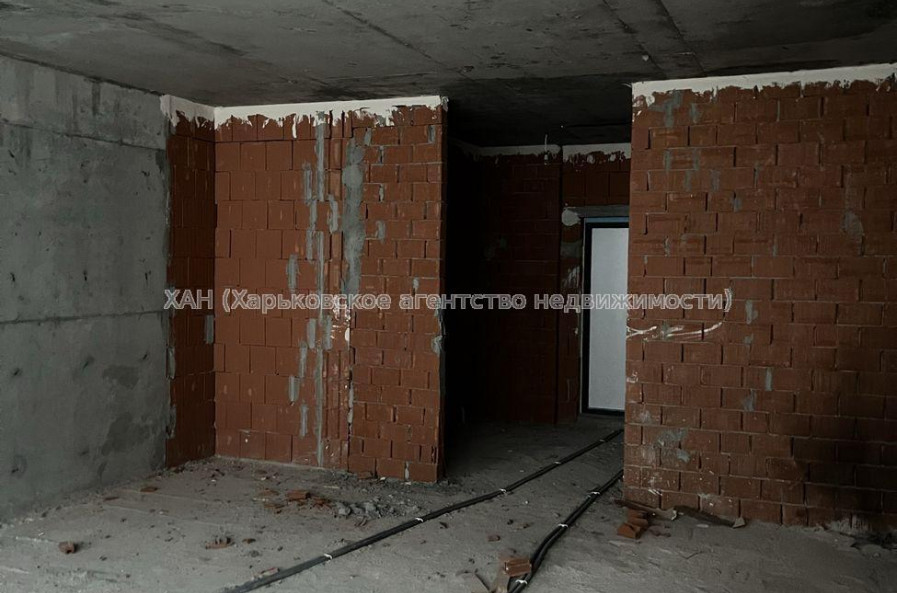 Продам квартиру, Куликовская ул. , 2 кім., 52 м², без внутренних работ 