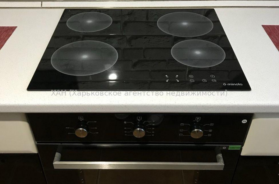 Продам квартиру, Морозова ул. , 1  ком., 34 м², капитальный ремонт 