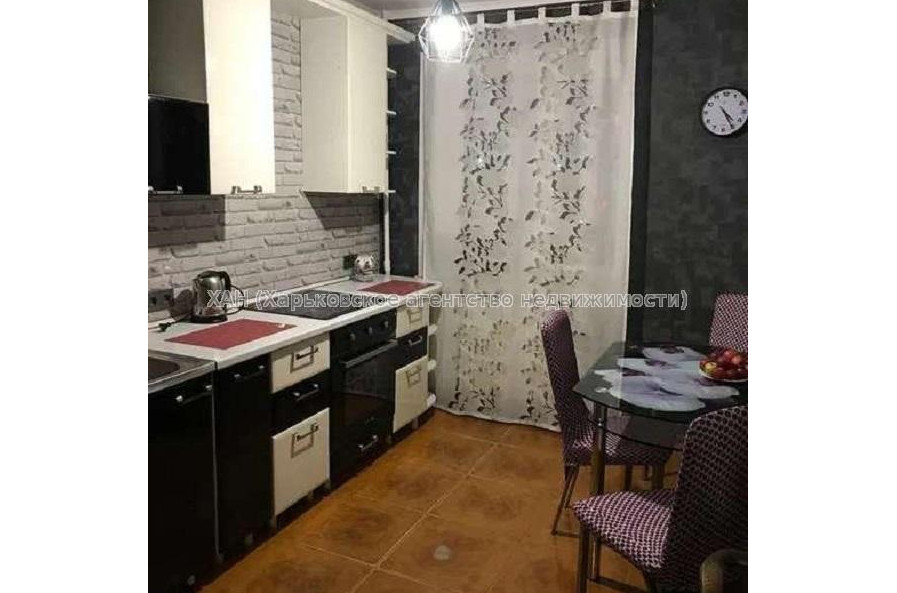 Продам квартиру, Морозова ул. , 1  ком., 34 м², капитальный ремонт 