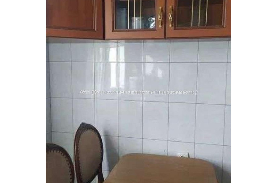 Продам квартиру, Тракторостроителей просп. , 3  ком., 73 м², косметический ремонт 