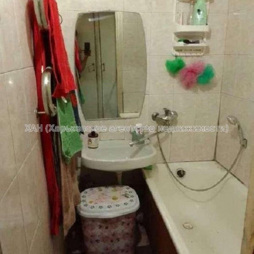 Продам квартиру, Фесенковский въезд , 2 кім., 51 м², советский ремонт 