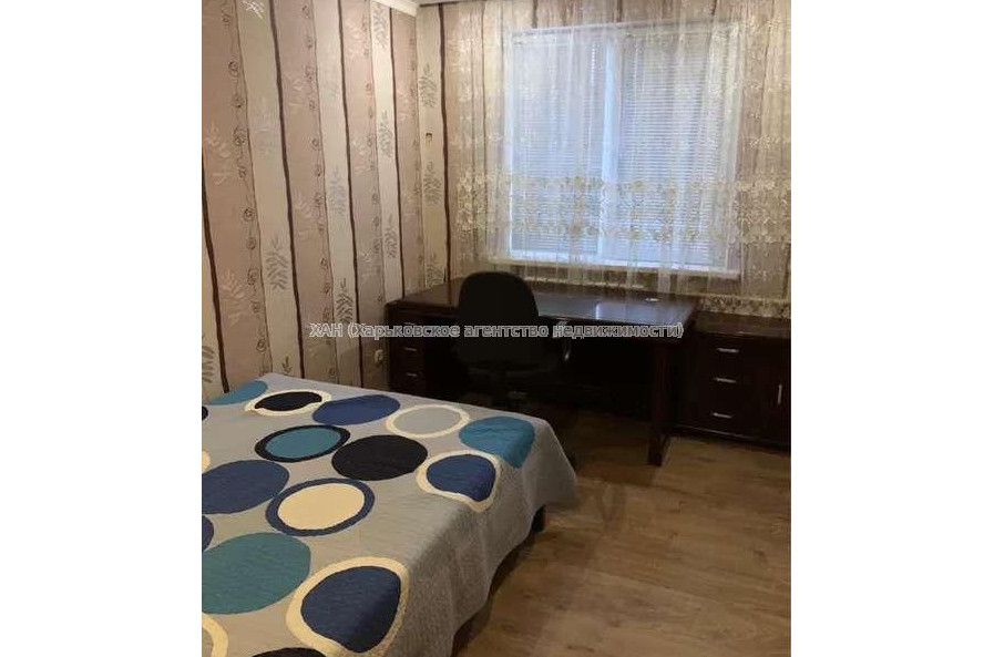 Продам квартиру, Гвардейцев Широнинцев ул. , 3 кім., 66 м², капитальный ремонт 