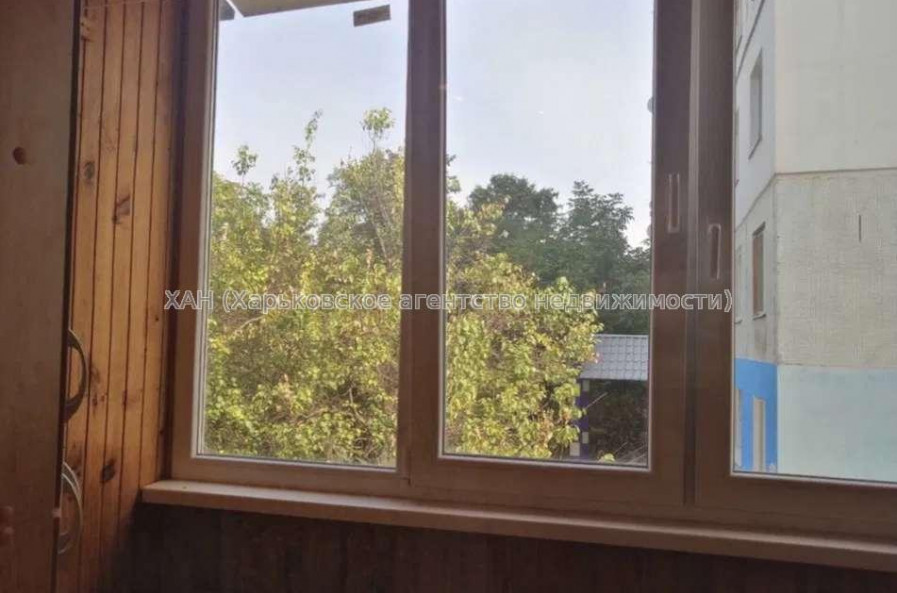 Продам квартиру, Гвардейцев Широнинцев ул. , 3 кім., 66 м², капитальный ремонт 