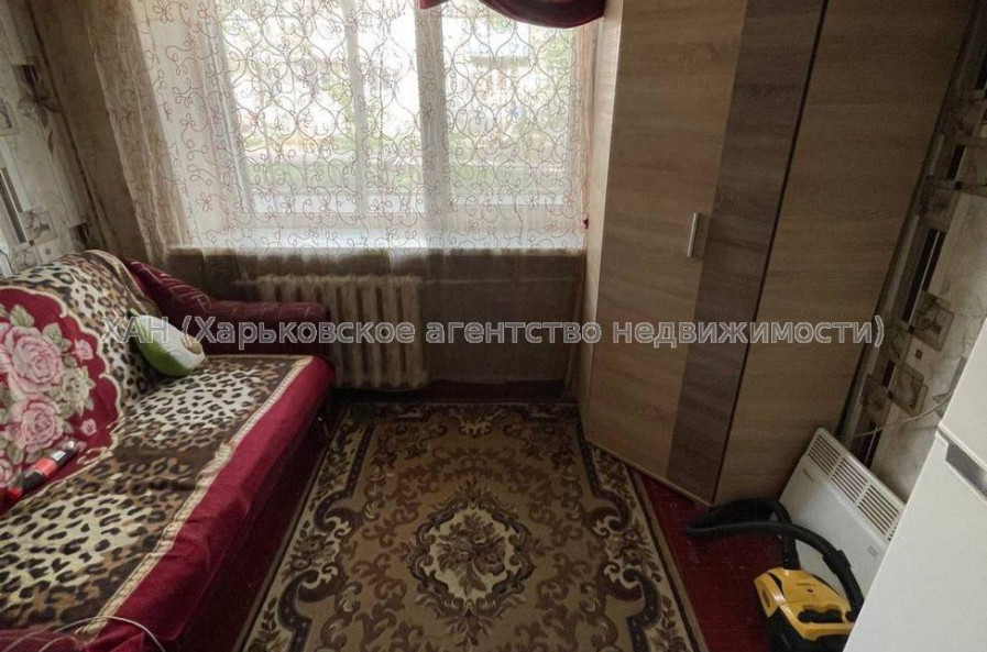 Продам квартиру, Харьковских Дивизий ул. , 2  ком., 21 м², косметический ремонт 