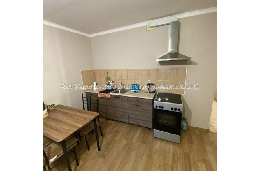 Продам квартиру, Селянская ул. , 1  ком., 30 м², капитальный ремонт 