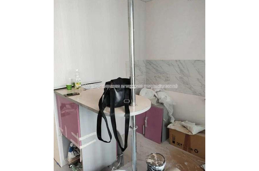 Продам квартиру, Казакевича ул. , 1  ком., 34 м², без отделочных работ 
