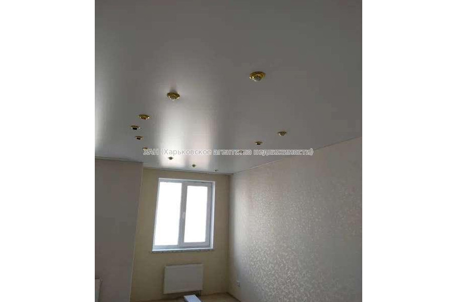 Продам квартиру, Казакевича ул. , 1  ком., 34 м², без отделочных работ 