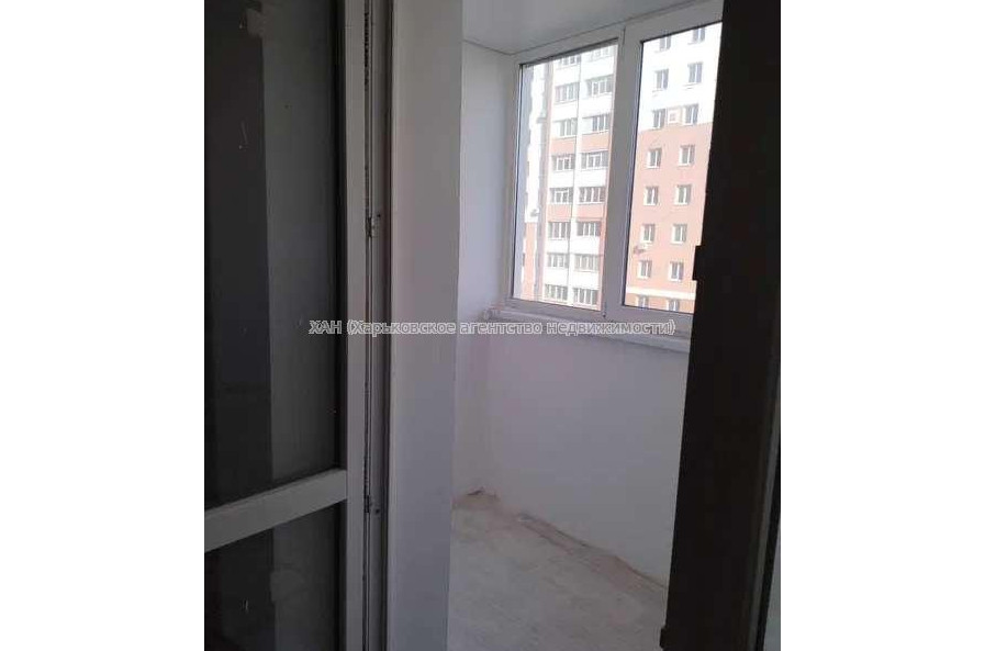 Продам квартиру, Казакевича ул. , 1  ком., 34 м², без отделочных работ 