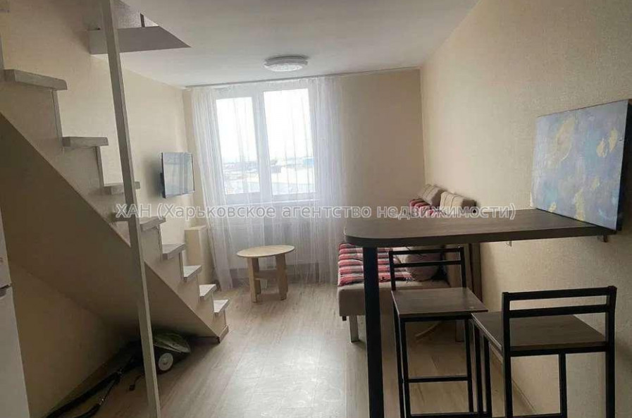 Продам квартиру, Салтовское шоссе , 1  ком., 43 м², евроремонт 