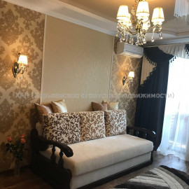 Продам квартиру, Большая Кольцевая ул. , 3  ком., 68 м², евроремонт