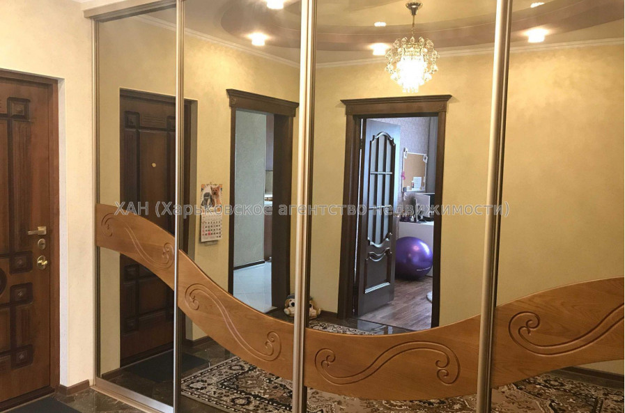 Продам квартиру, Большая Кольцевая ул. , 3  ком., 68 м², евроремонт 